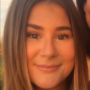 Meet your Posher, Bennett